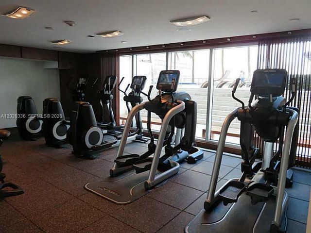 325 S BISCAYNE BLVD 4122, Miami, FL 33131