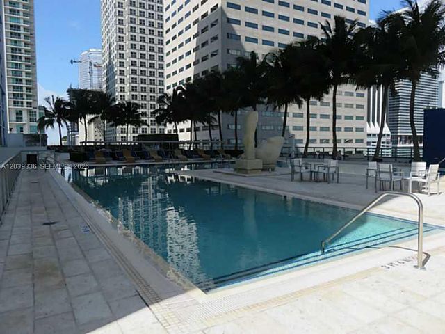 325 S BISCAYNE BLVD 4122, Miami, FL 33131