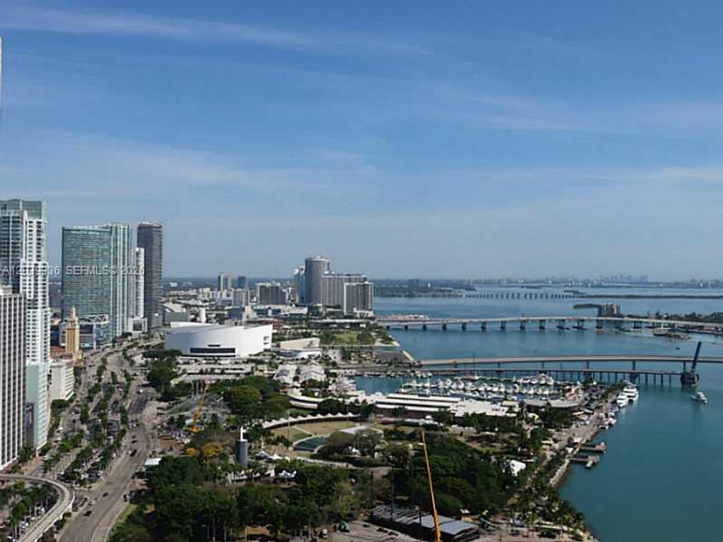 325 S BISCAYNE BLVD 4122, Miami, FL 33131