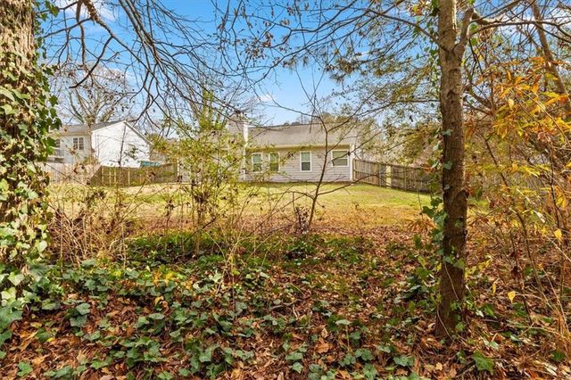 311 Crosswalk Drive, Auburn, GA 30011