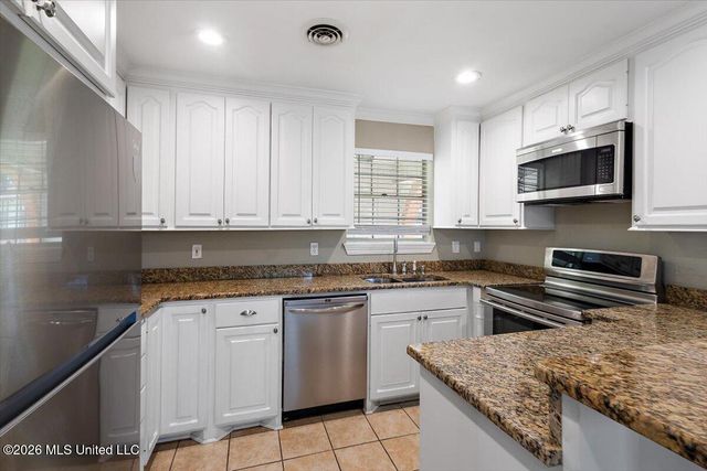 140 Trimble Street, Pearl, MS 39208
