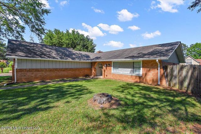 140 Trimble Street, Pearl, MS 39208