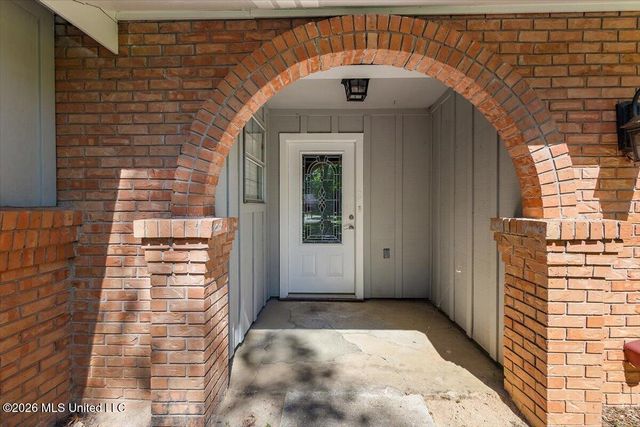 140 Trimble Street, Pearl, MS 39208