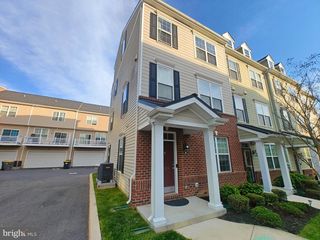 3579 NAAMANS DR, Claymont, DE 19703