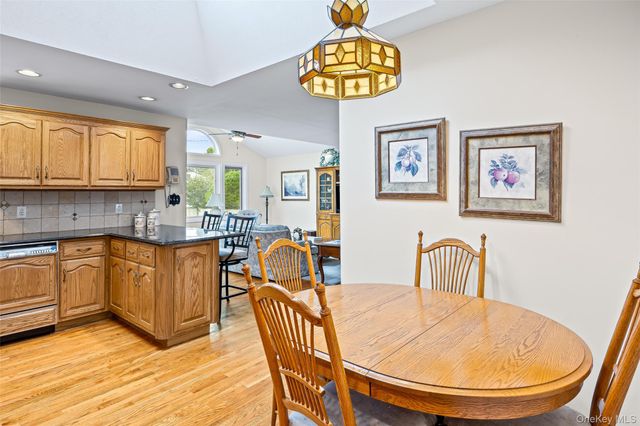 3 Louis Place, Nesconset, NY 11767