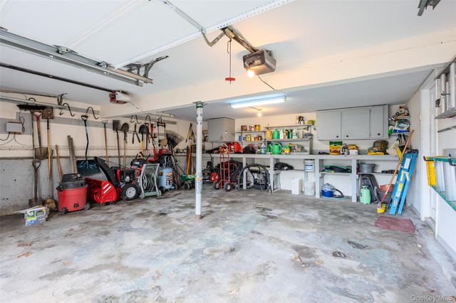 3 Louis Place, Nesconset, NY 11767