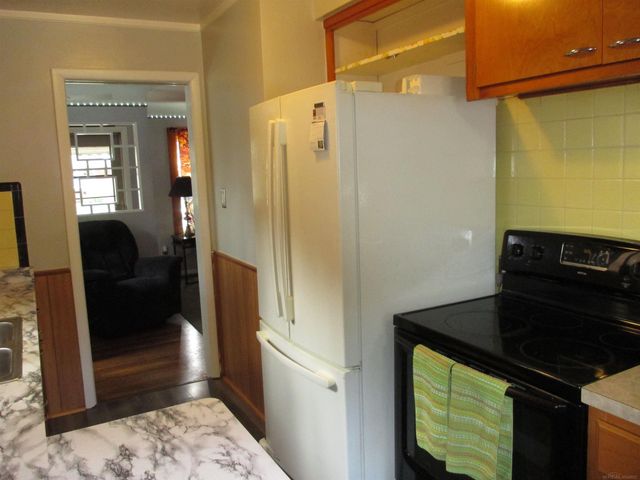 24624 Marine Avenue, Eastpointe, MI 48021