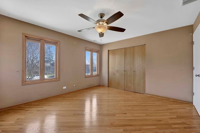 5N464 Neva Terrace, Itasca, IL 60143