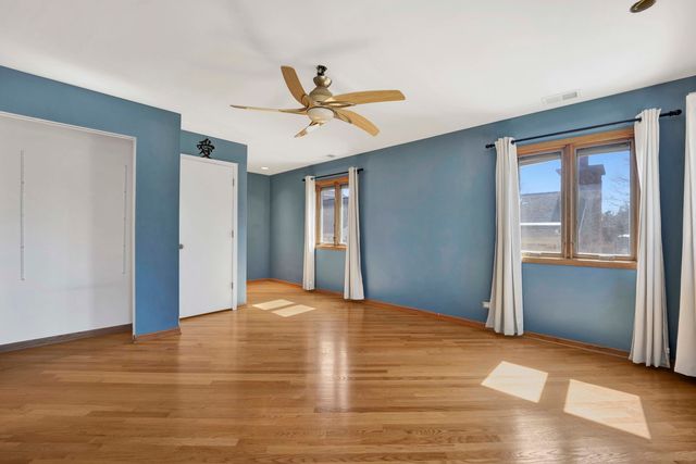 5N464 Neva Terrace, Itasca, IL 60143