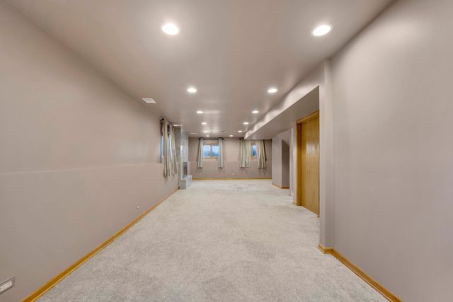 5N464 Neva Terrace, Itasca, IL 60143