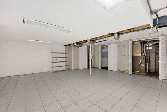 5N464 Neva Terrace, Itasca, IL 60143