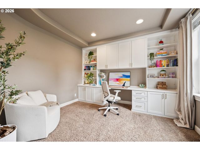 12060 HAZELDELL Ave, Oregon City, OR 97045