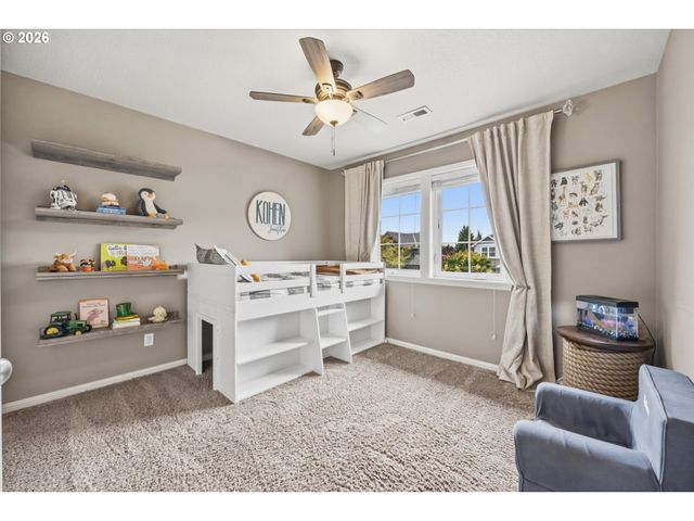 12060 HAZELDELL Ave, Oregon City, OR 97045