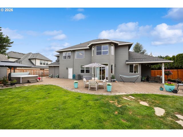 12060 HAZELDELL Ave, Oregon City, OR 97045