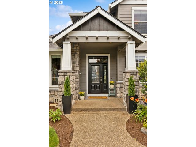 12060 HAZELDELL Ave, Oregon City, OR 97045