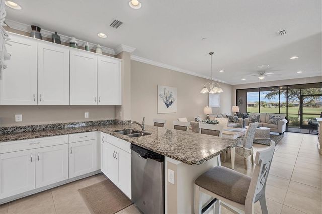 13703 MESSINA LOOP 104, Bradenton, FL 34211