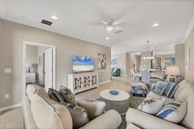 13703 MESSINA LOOP 104, Bradenton, FL 34211