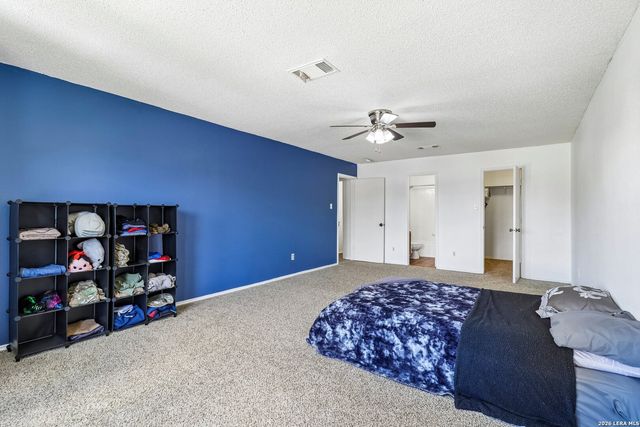 10132 SUNSET PL, San Antonio, TX 78245