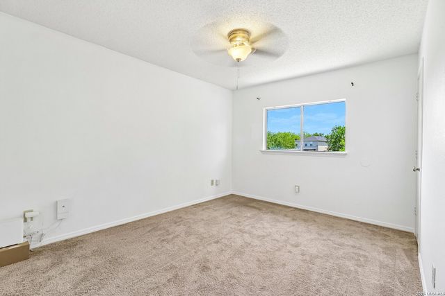 10132 SUNSET PL, San Antonio, TX 78245