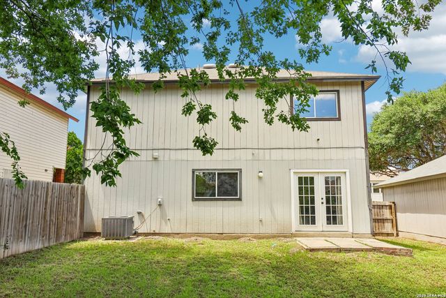10132 SUNSET PL, San Antonio, TX 78245
