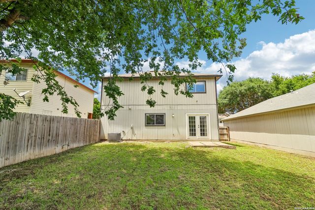10132 SUNSET PL, San Antonio, TX 78245