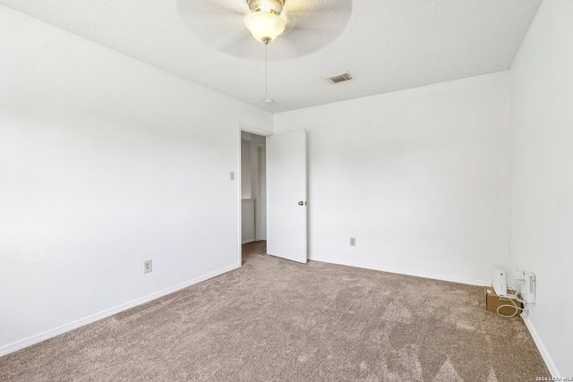 10132 SUNSET PL, San Antonio, TX 78245