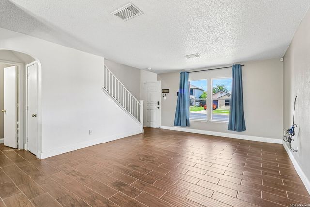 10132 SUNSET PL, San Antonio, TX 78245