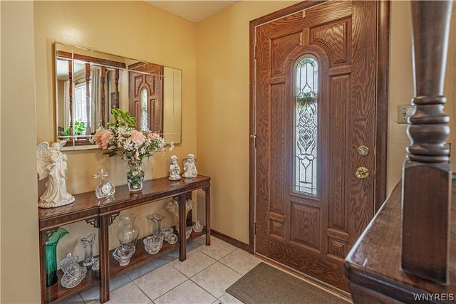 6399 Buell Drive, Lockport Town, NY 14094