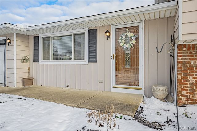 6399 Buell Drive, Lockport Town, NY 14094