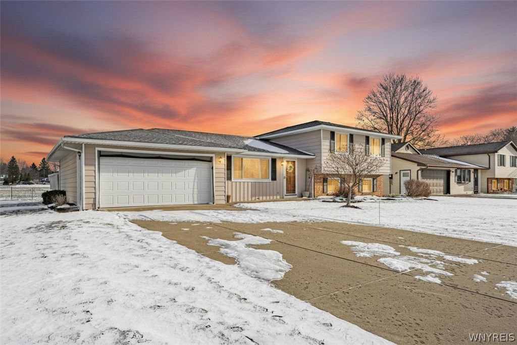 6399 Buell Drive, Lockport Town, NY 14094