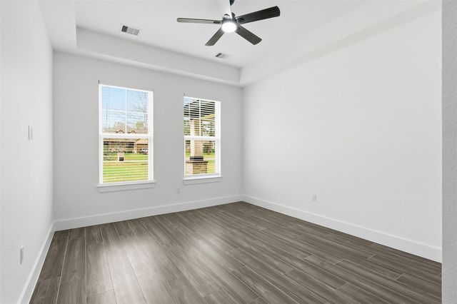 25088 Forest Circle, Hockley, TX 77447