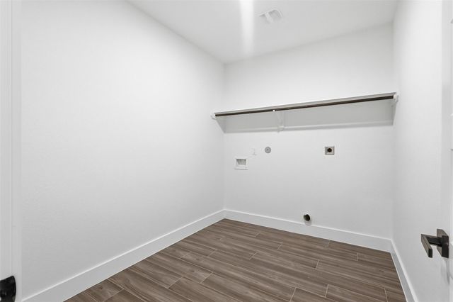 25088 Forest Circle, Hockley, TX 77447