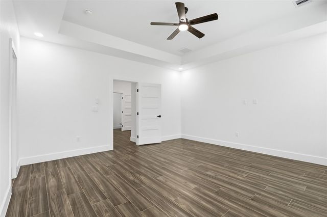 25088 Forest Circle, Hockley, TX 77447