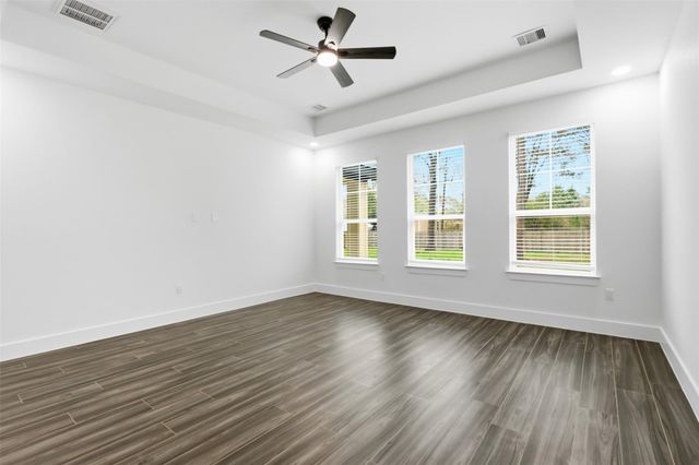 25088 Forest Circle, Hockley, TX 77447