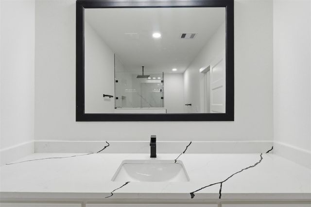 25088 Forest Circle, Hockley, TX 77447