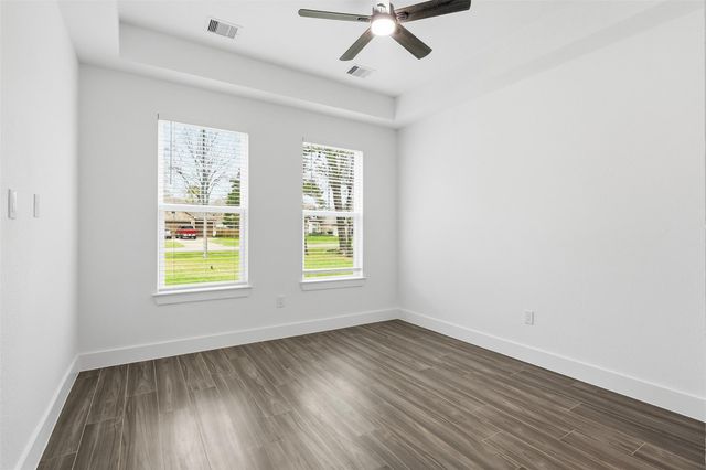 25088 Forest Circle, Hockley, TX 77447