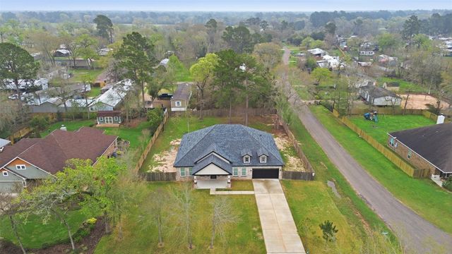25088 Forest Circle, Hockley, TX 77447