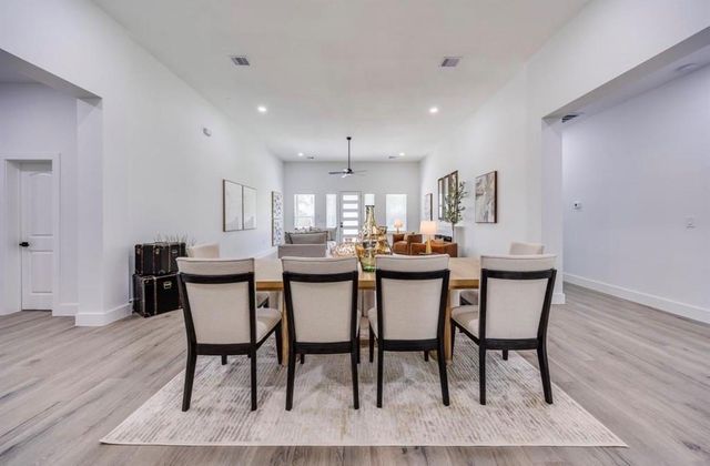 25088 Forest Circle, Hockley, TX 77447