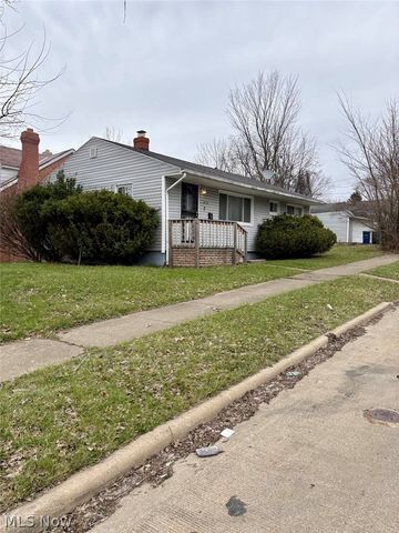 4609 Lee Road, Cleveland, OH 44128