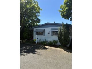 Sandy Blvd Ne #15, Fairview, OR 97024