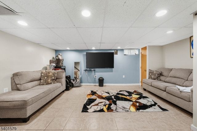 2563 Jackson Ave, Union Twp., NJ 07083