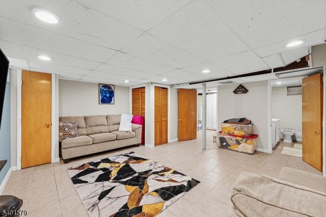 2563 Jackson Ave, Union Twp., NJ 07083