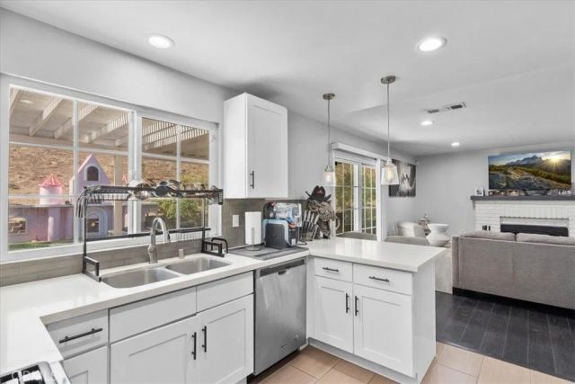 4304 Whitney Dr, San Bernardino, CA 92407