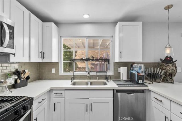 4304 Whitney Dr, San Bernardino, CA 92407