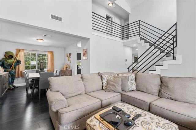 4304 Whitney Dr, San Bernardino, CA 92407