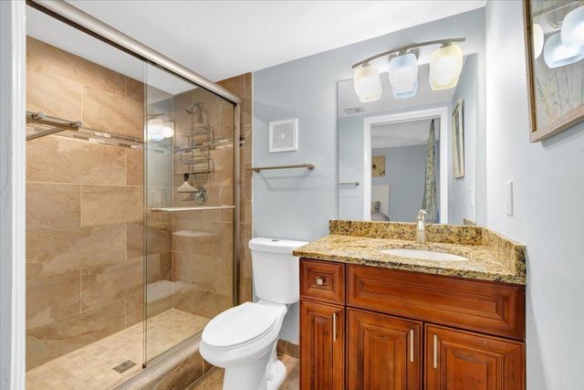 5190 Las Verdes Circle 108, Delray Beach, FL 33484