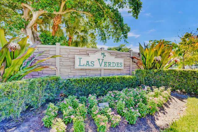 5190 Las Verdes Circle 108, Delray Beach, FL 33484