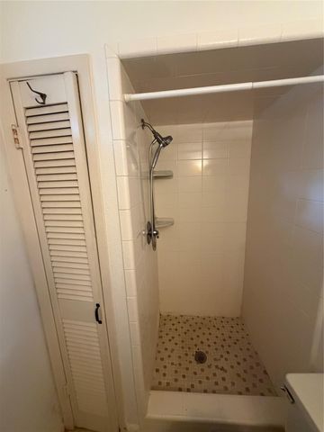 8918 Indian River Drive, Houston, TX 77088