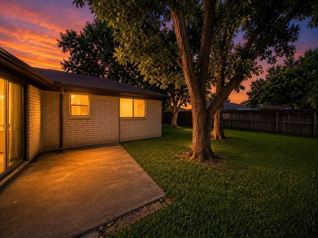 8918 Indian River Drive, Houston, TX 77088