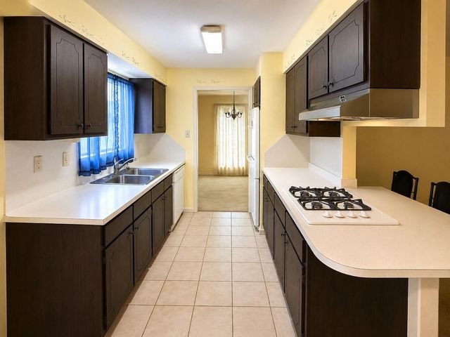 8918 Indian River Drive, Houston, TX 77088